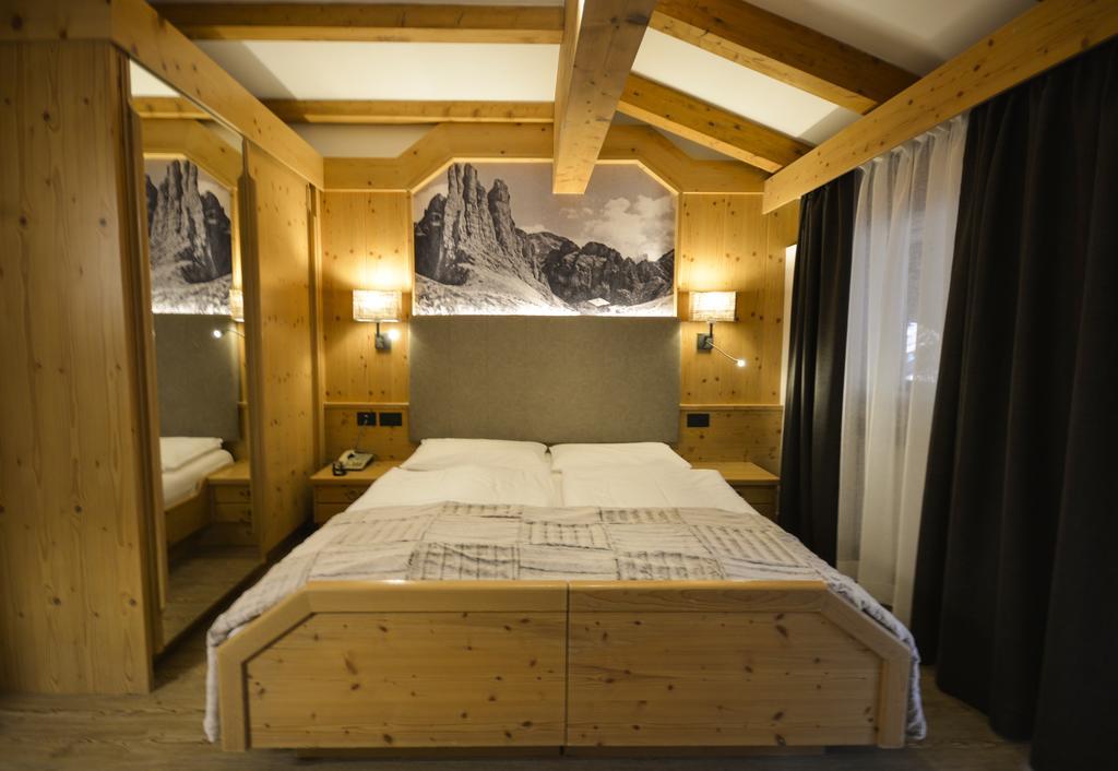 Hotel Cirelle Suite & Spa Canazei Exterior photo